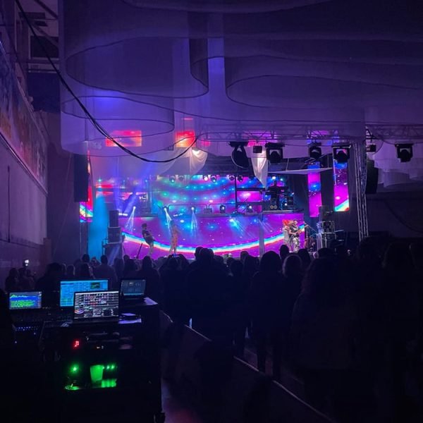 Festival con Pantallas Led